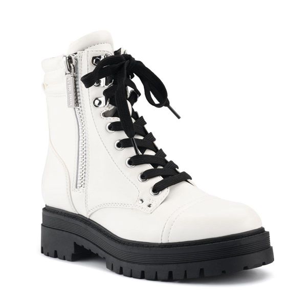 Nine West Prinze Lug Sole White Ankle Boots | Ireland 23E39-4H53